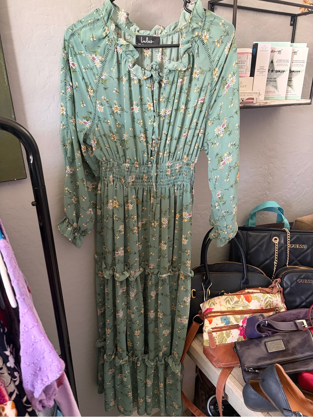 Lulu's Sage Green Floral Long Sleeve Dress